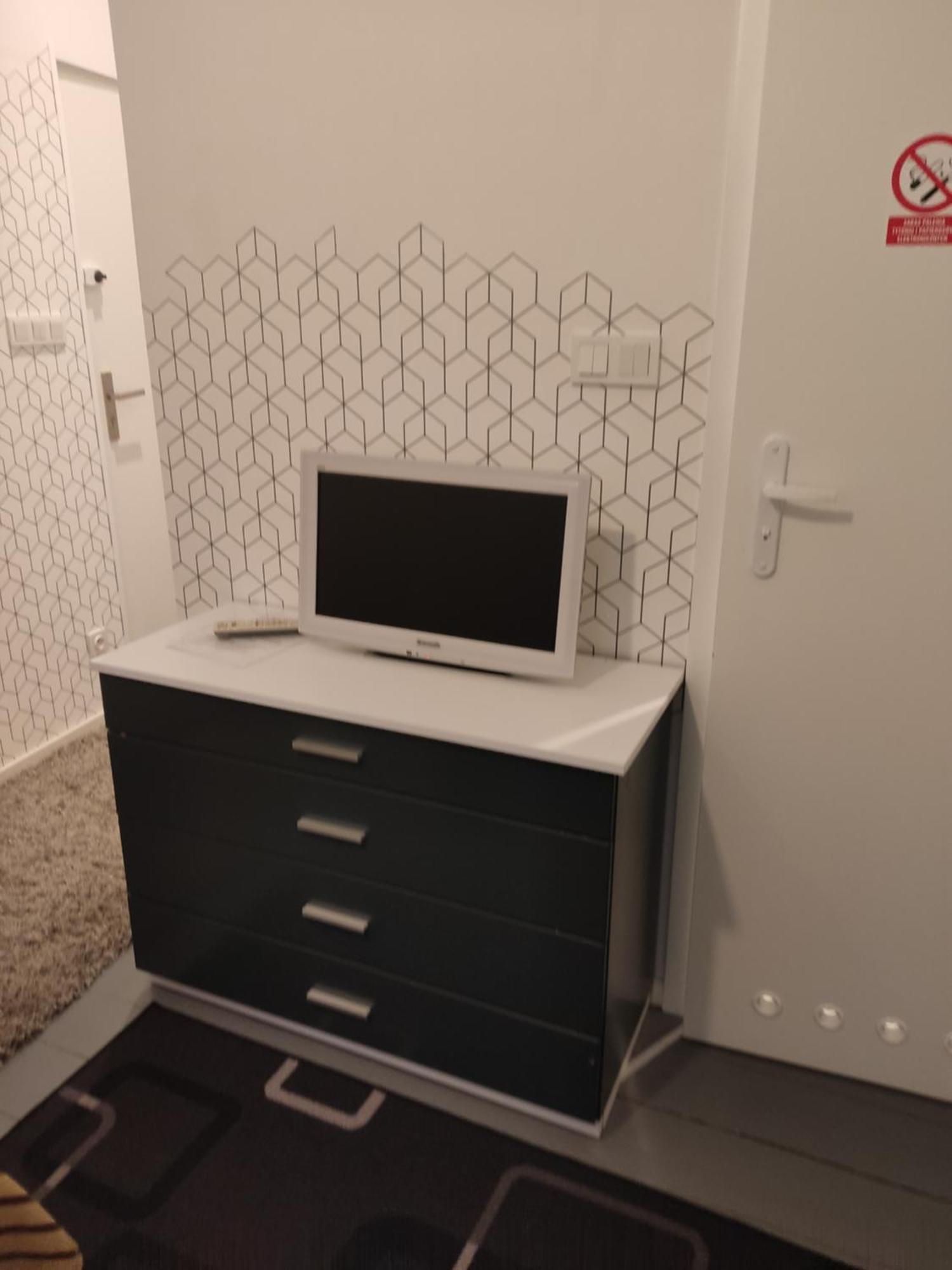 Kawalerka W Centrum Leszna.